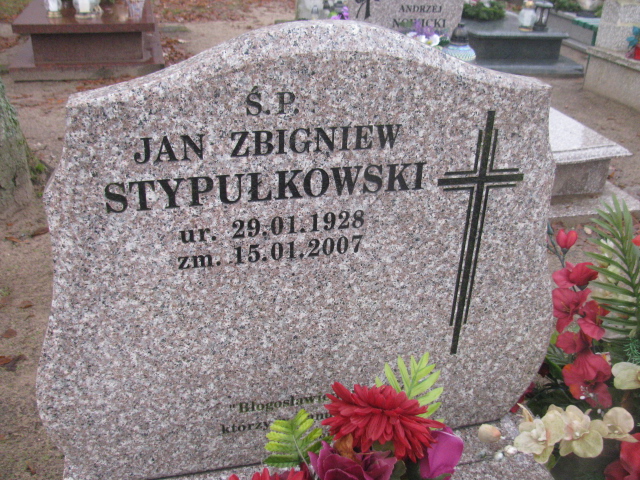 Jan Zbigniew Stypułkowski 1928 Łobez - Grobonet - Wyszukiwarka osób pochowanych
