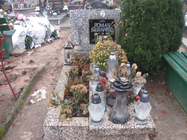 Grób Roman Murawski