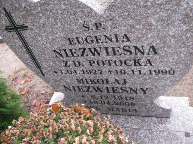 Eugenia Niezwiesna 1927 Łobez - Grobonet - Wyszukiwarka osób pochowanych