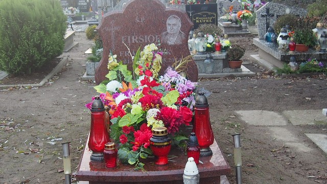 Grób Franciszek Firsiof